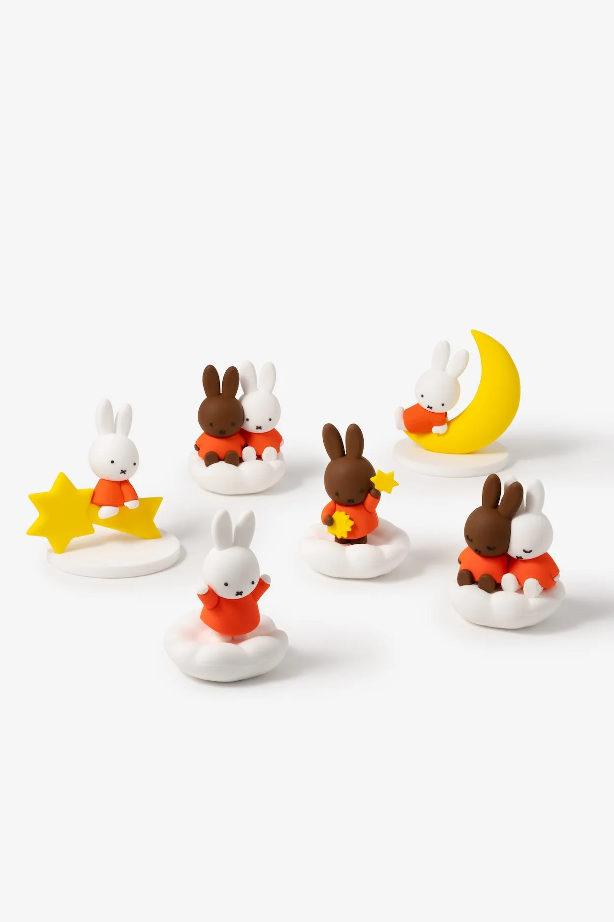 Smoko Miffy & Melanie in the Sky Blind Box Figure - Image 2